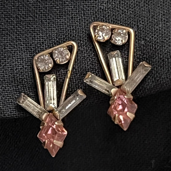 Vintage DeCurtis Earrings - Picture 7 of 7